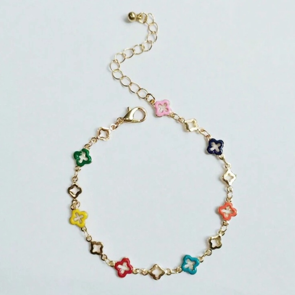 ANGIE STATEMENT BRACELET